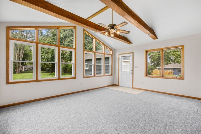 Building Photo - 4 Bedroom Remodeled with 2 Stall Detached Garage