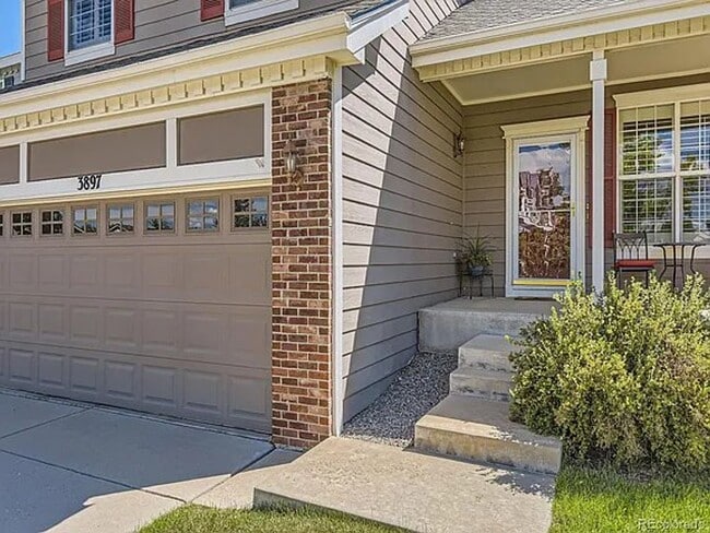 Building Photo - Beautiful 3 Bedroom 3.5 Bath Home in Highlands Ranch – Finished Basement & Great Location!