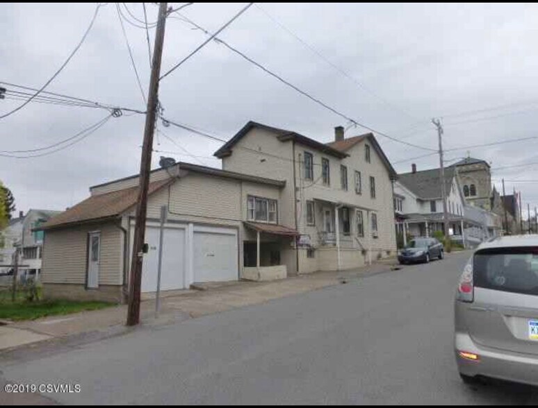 Building Photo - 162-201 E Front St