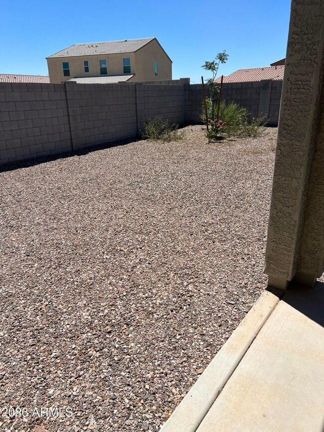 Building Photo - 1515 W Pima Ave