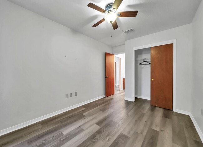 Building Photo - 2bd/2bth Fort Walton Beach Townhome