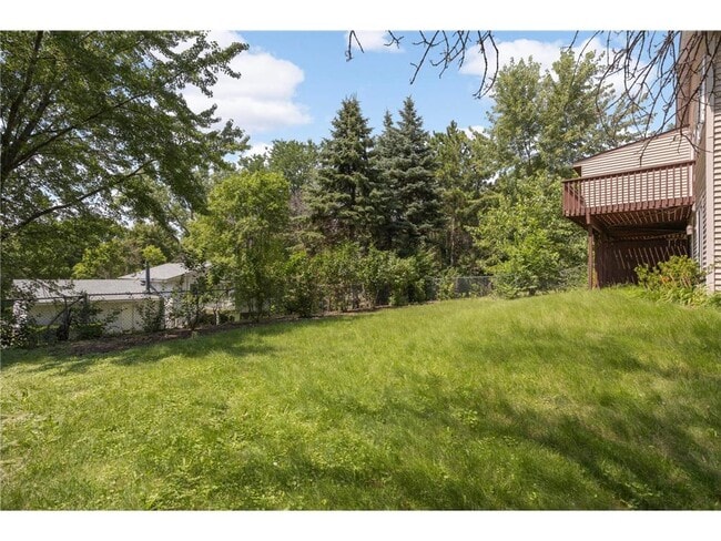 Building Photo - 7300 Stewart Dr