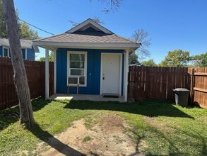 Building Photo - 6031 Mt Hope