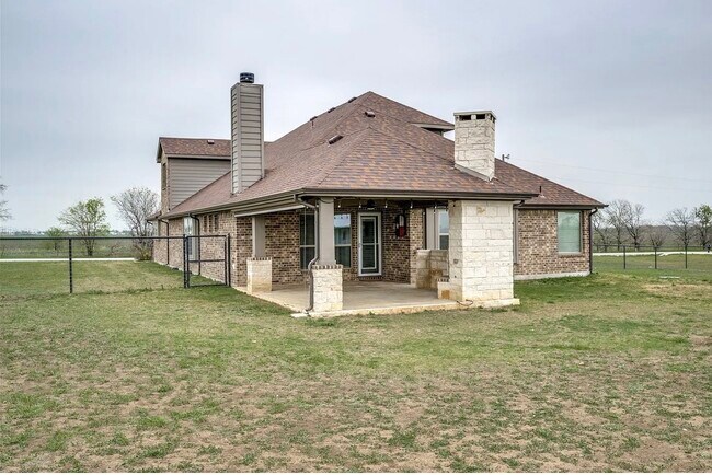 Building Photo - 2222 Co Rd 200