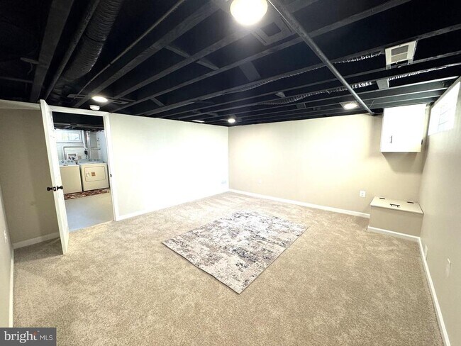 Building Photo - 8130 Loch Raven Blvd