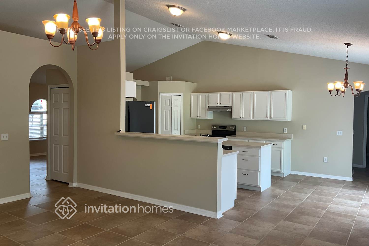 Building Photo - 912 Jayhil Dr