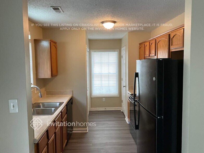 Building Photo - 7609 Denon Hills Dr