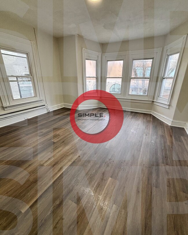 Primary Photo - 230 N 4th St