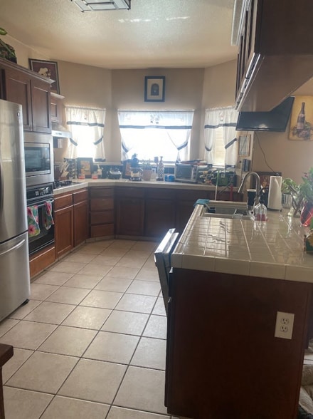 Building Photo - 90 N Anderson Ave