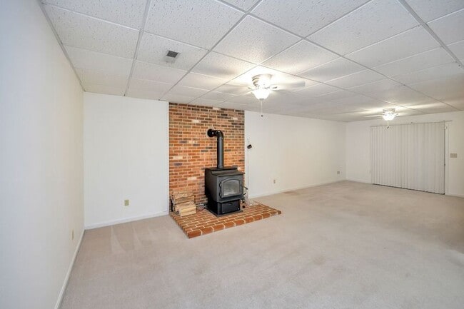 Building Photo - 3914 Doran Rd