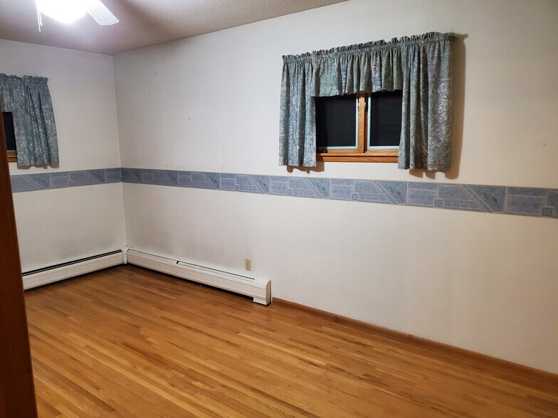 Building Photo - 13878 Sakatah Lake Rd