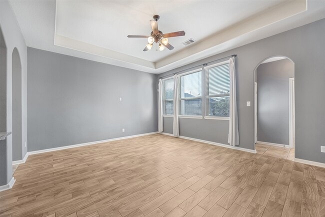 Building Photo - 204 Echo Brook Ln