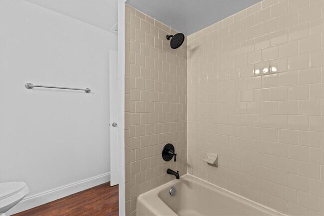 Building Photo - 5410 SW 43rd Terrace