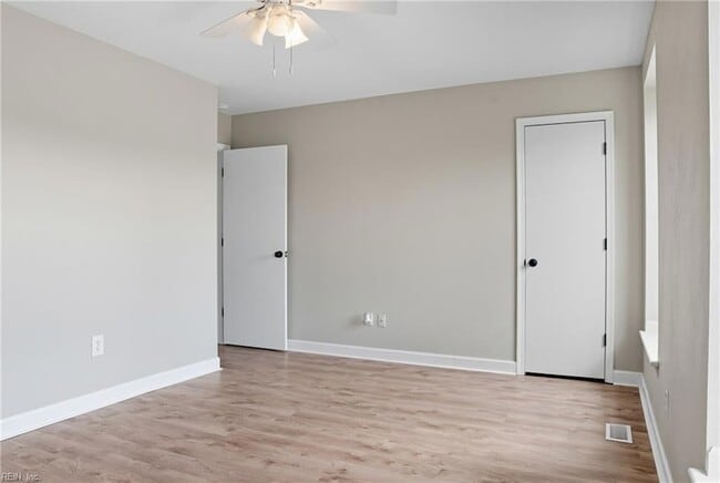 Building Photo - 2421 Julie Ct