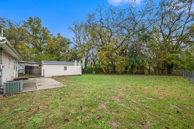 Building Photo - LaVista Home