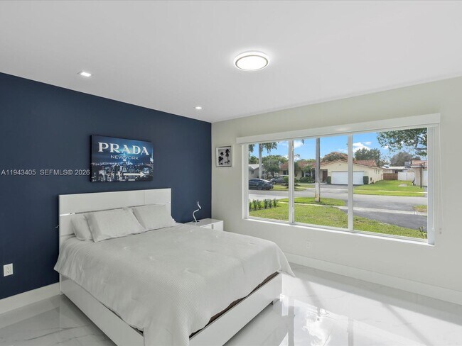 Building Photo - 4901 Grant St