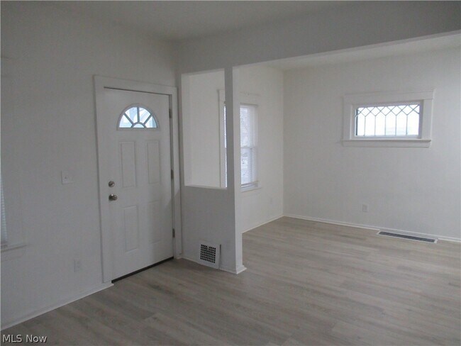 Building Photo - 4480 W 148th St