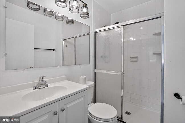 Building Photo - 1151 Dublin Pl