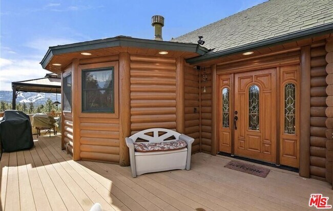 Building Photo - 1165 Green Mountain Dr