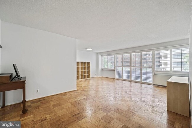 Building Photo - 4515 Willard Ave