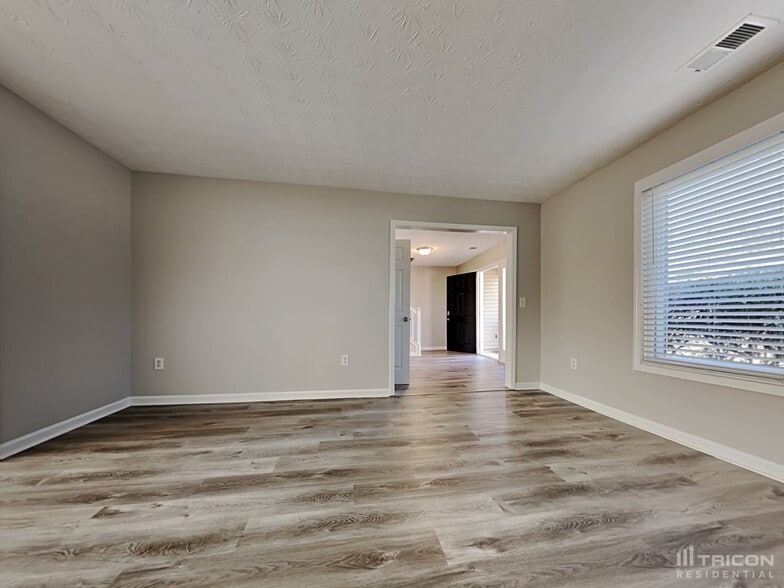 Building Photo - 703 Morgans Ridge Dr