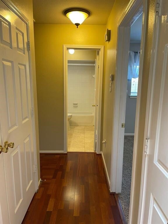 Building Photo - 14622 Vaughnville Dr