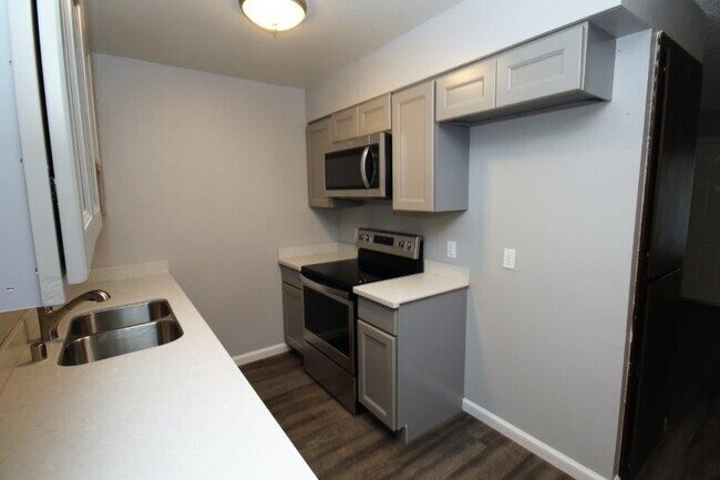 Primary Photo - GREAT 1ST FLOOR CONDO