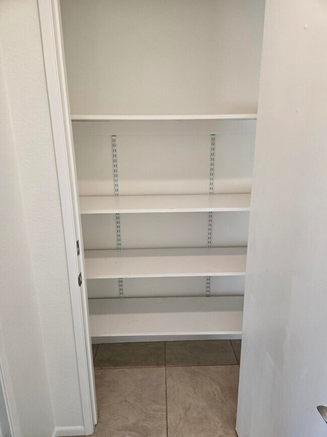 Building Photo - 28768 Taos Ct