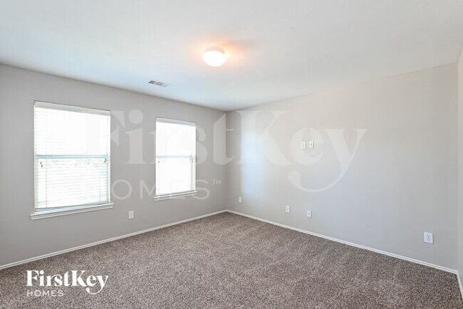 Building Photo - 19539 Otter Trail Ct