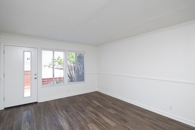 Building Photo - McMission Village