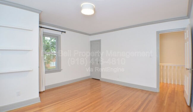 Building Photo - 255 E 27th Pl