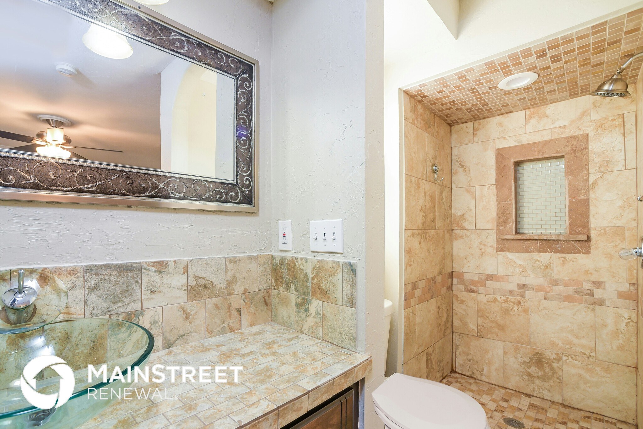 Building Photo - 700 SW 12th St