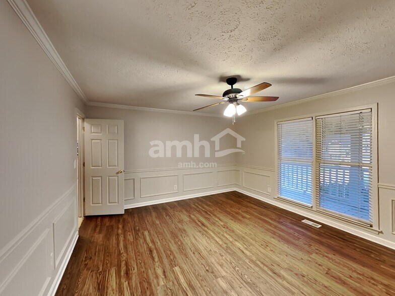 Building Photo - 420 Etowah Valley Way