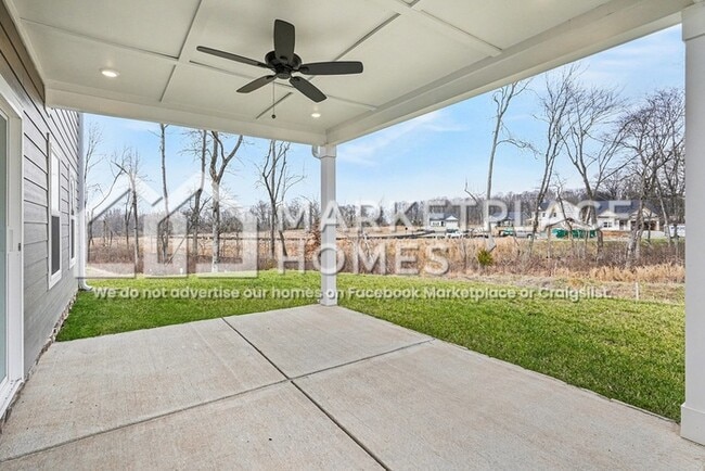 Building Photo - 556 Kingwood Ln