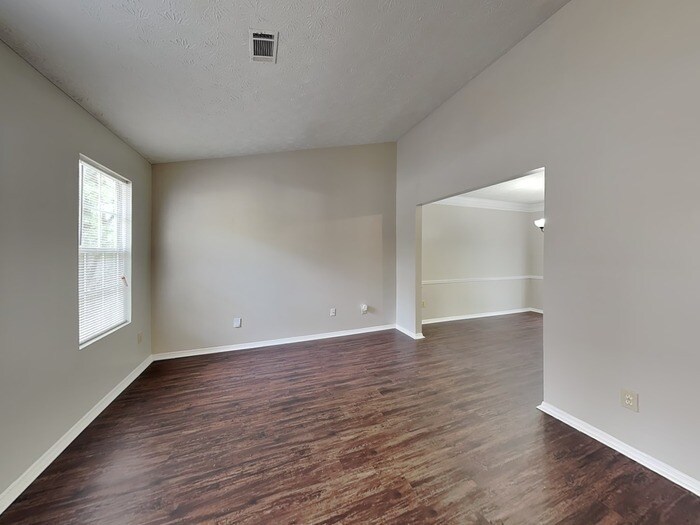 Building Photo - 350 Kimberly Forest Ct