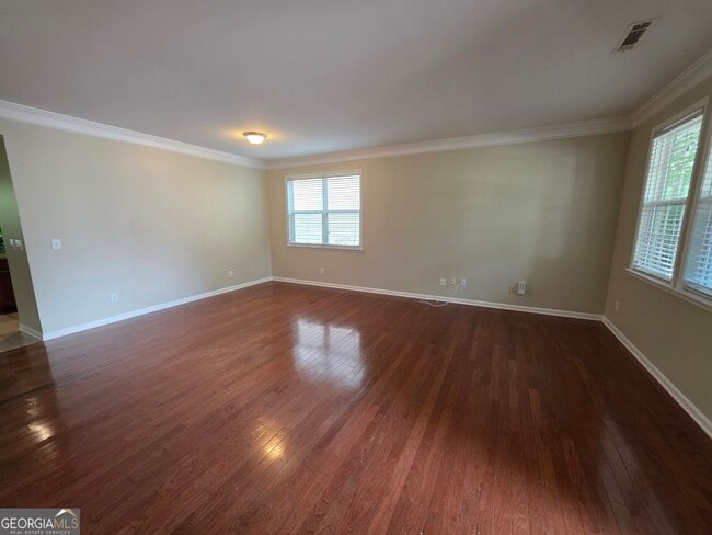 Building Photo - 46 Brookview Dr