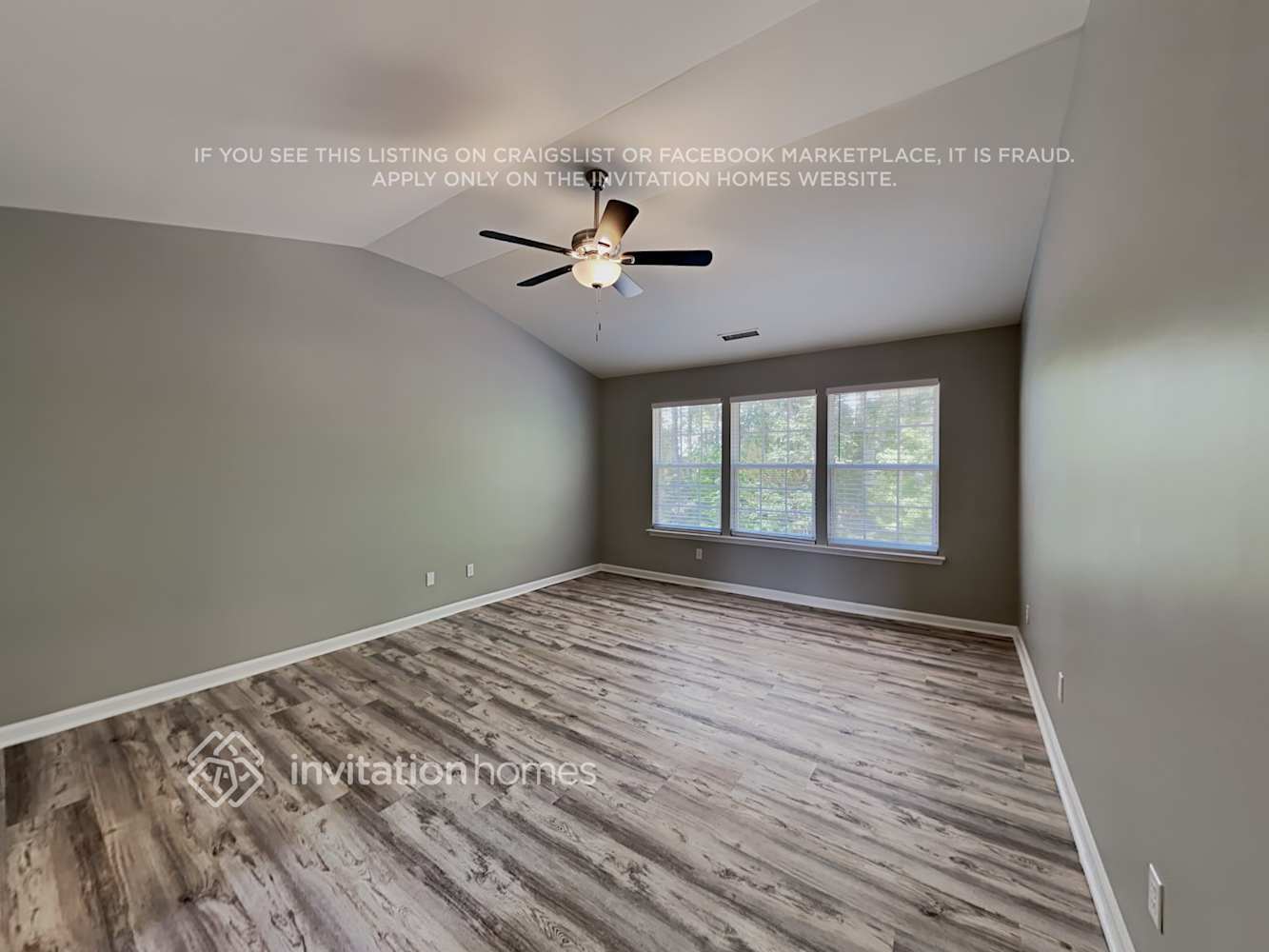 Building Photo - 3920 Laurel Glen Dr