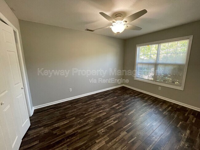 Building Photo - 445 Northrop Pl