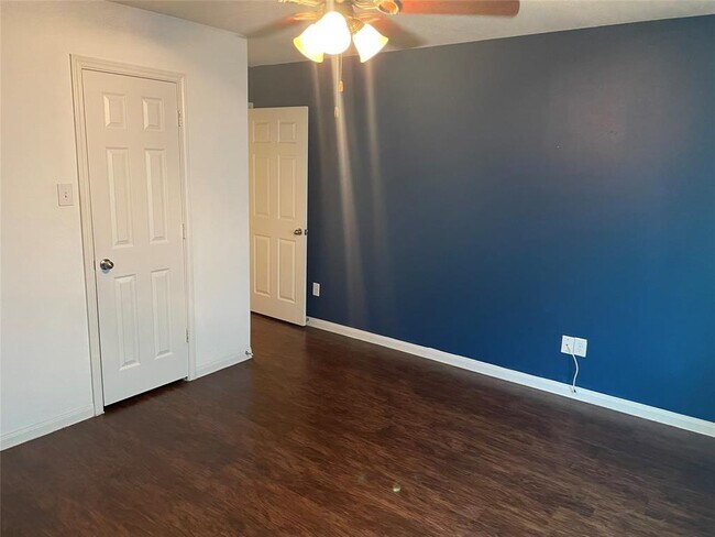 Building Photo - 11418 El Diamante Dr