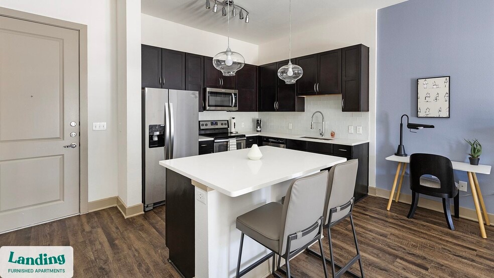 Building Photo - 5005 Galleria Dr