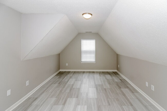 Building Photo - 8052 Mary Payton Dr