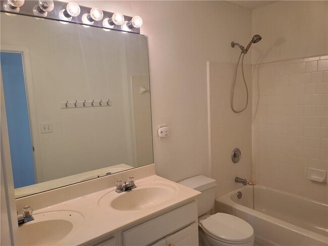 Building Photo - 6105 Pattingham Dr