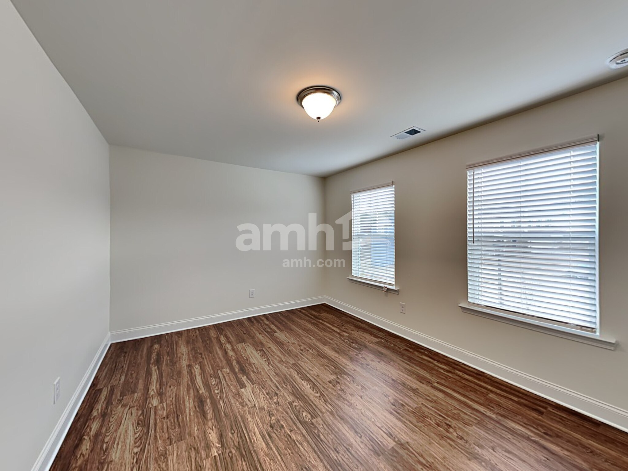 Building Photo - 8105 Brookbend Dr
