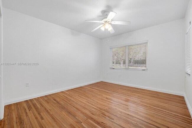 Building Photo - 6820 Granada Blvd