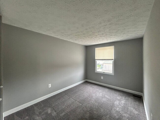 Building Photo - Baltimore - 3 Beds, 2.5 Baths Available!