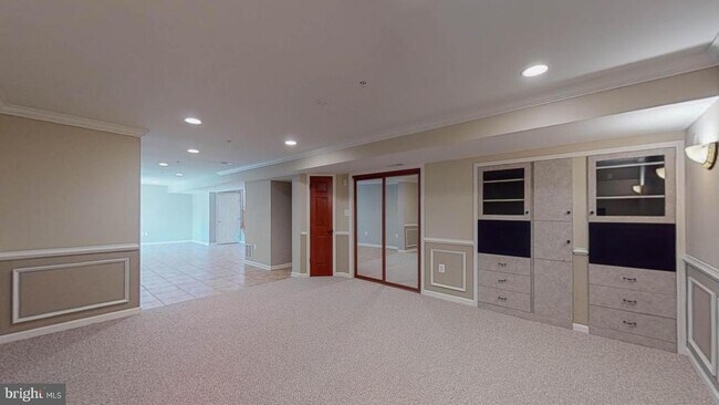 Building Photo - 13011 Firestone Ct