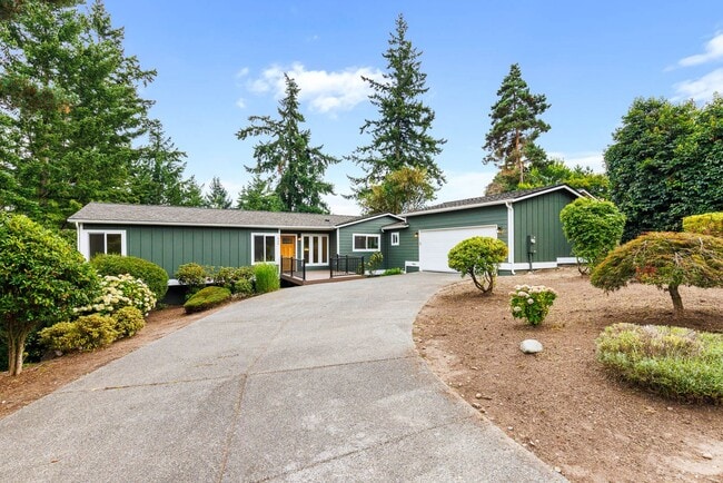 Primary Photo - 930 178th Pl NE