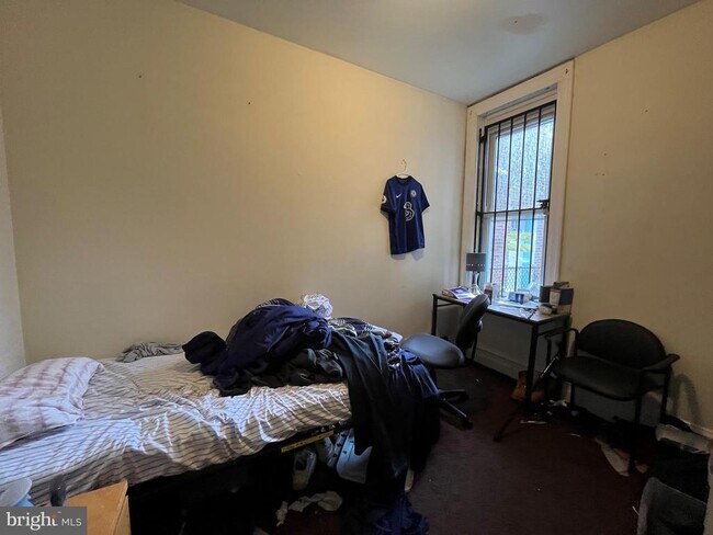 Building Photo - 2040 N Carlisle St