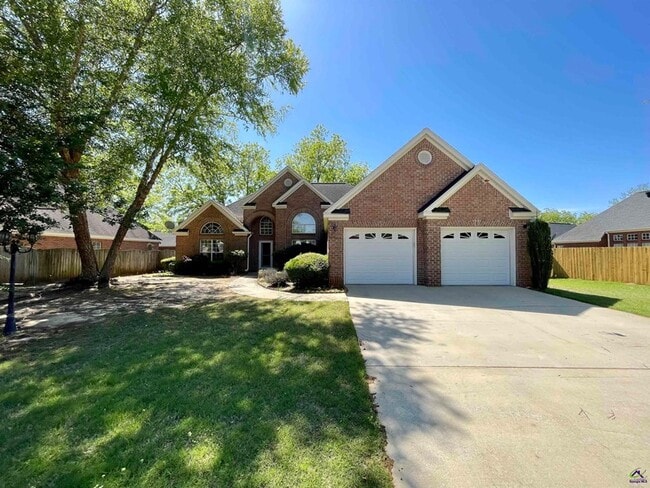 Building Photo - 103 Oros Point