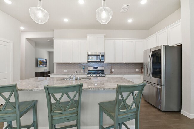 Building Photo - 3410 Shockley Ln